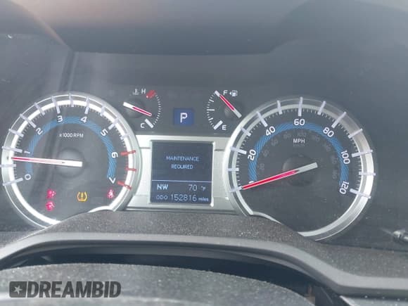 ✅ 2015 Toyota 4Runner SR5 • VIN: JTEZU5JR7F5103722 • Lot: 42006453. Wystawiony na IAAI z przebiegiem 152 816 mil. Bezpłatny archiwum sprzedaży aukcyjnych z USA i szczegółowy raport historii pojazdu na DreamBid. Zdjęcie 7.