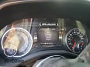 ✅ 2021 Ram 1500 Big Horn • VIN: 1C6SRFBT8MN696535 • Lot: 81989255. Wystawiony na Copart z przebiegiem 110 070 mil. Bezpłatny archiwum sprzedaży aukcyjnych z USA i szczegółowy raport historii pojazdu na DreamBid. Zdjęcie 9.