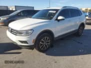 ✅ 2020 Volkswagen Tiguan SE • VIN: 3VV2B7AX6LM077904 • Lot: 92167605. Wystawiony na Copart z przebiegiem 152 947 mil. Bezpłatny archiwum sprzedaży aukcyjnych z USA i szczegółowy raport historii pojazdu na DreamBid. Zdjęcie 1.