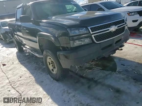 ✅ 2007 Chevrolet Silverado 2500HD LT3 • VIN: 1GCHK23D97F126548 • Лот: 43059115. Опубликован ранее на Copart с пробегом Не указан. Бесплатный доступ к архиву аукционных продаж из США и подробный отчёт об истории автомобиля на DreamBid. Изображение 12.