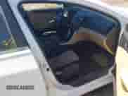 2013 Hyundai Sonata GLS z VIN 5NPEB4AC7DH564835, wystawiony jako IAAI lot #43413120 z przebiegiem 191 108 mil mil oraz . Historia ofert i sprzedaży dostępna na DreamBid. Obrazek 5.