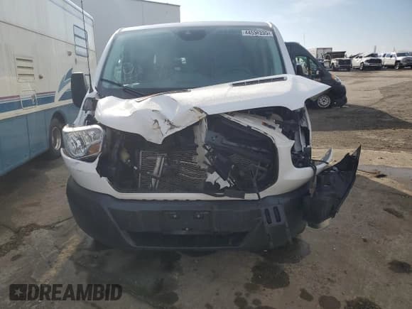 ✅ 2017 Ford Transit XL • VIN: 1FMZK1YM5HKA90465 • Lot: 44538235. Wystawiony na Copart z przebiegiem 26 532 mil. Bezpłatny archiwum sprzedaży aukcyjnych z USA i szczegółowy raport historii pojazdu na DreamBid. Zdjęcie 5.