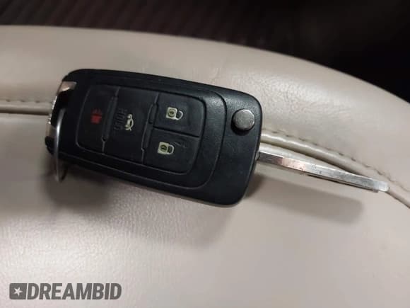 ✅ 2017 Buick Regal Sport Touring • VIN: 2G4GL5EX9H9190676 • Lot: 42201624. Listed on IAAI with 101,361 mi. Free auction sales archive from the USA and detailed vehicle history report at DreamBid. Image 11.