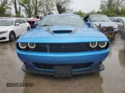 ✅ 2019 Dodge Challenger R/T Scat Pack • VIN: 2C3CDZFJ2KH675244 • Lot: 51374964. Wystawiony na Copart z przebiegiem 30 272 mil. Bezpłatny archiwum sprzedaży aukcyjnych z USA i szczegółowy raport historii pojazdu na DreamBid. Zdjęcie 5.