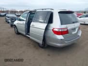 ✅ 2006 Honda Odyssey EX-L • VIN: 5FNRL38796B452539 • Lot: 43690465. Wystawiony na IAAI z przebiegiem 127 937 mil. Bezpłatny archiwum sprzedaży aukcyjnych z USA i szczegółowy raport historii pojazdu na DreamBid. Zdjęcie 3.