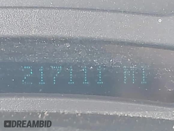 ✅ 2003 Chevrolet Silverado 2500HD LS • VIN: 1GCHC29U13E267828 • Lot: 42712108. Listed on IAAI with 217,111 mi. Free auction sales archive from the USA and detailed vehicle history report at DreamBid. Image 16.