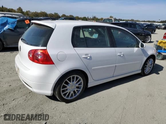 ✅ 2008 Volkswagen Golf GTI • VIN: WVWHV71K18W241894 • Lot: 77666034. Wystawiony na Copart z przebiegiem 158 377 mil. Bezpłatny archiwum sprzedaży aukcyjnych z USA i szczegółowy raport historii pojazdu na DreamBid. Zdjęcie 3.