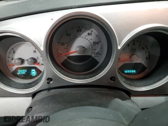 ✅ 2007 Chrysler PT Cruiser Limited • VIN: 3A8FY68B57T618349 • Lot: 91438435. Wystawiony na Copart z przebiegiem 109 586 mil. Bezpłatny archiwum sprzedaży aukcyjnych z USA i szczegółowy raport historii pojazdu na DreamBid. Zdjęcie 9.