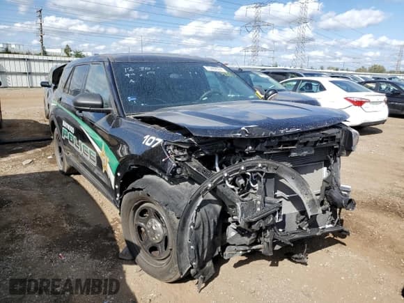✅ 2020 Ford Police Interceptor Utility • VIN: 1FM5K8AC5LGB95382 • Лот: 73489594. Опубликован ранее на Copart с пробегом 23 762 миль. Бесплатный доступ к архиву аукционных продаж из США и подробный отчёт об истории автомобиля на DreamBid. Изображение 4.