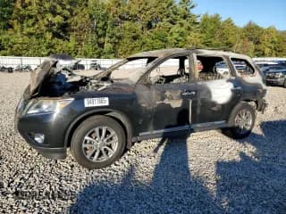 ✅ 2015 Nissan Pathfinder S • VIN: 5N1AR2MMXFC693052 • Lot: 84911865. Wystawiony na Copart z przebiegiem Nie podano. Bezpłatny archiwum sprzedaży aukcyjnych z USA i szczegółowy raport historii pojazdu na DreamBid. Zdjęcie 1.