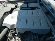 ✅ 2019 Lexus GX 460 • VIN: JTJBM7FX1K5214704 • Lot: 41615664. Wystawiony na IAAI z przebiegiem 113 432 mil. Bezpłatny archiwum sprzedaży aukcyjnych z USA i szczegółowy raport historii pojazdu na DreamBid. Zdjęcie 19.