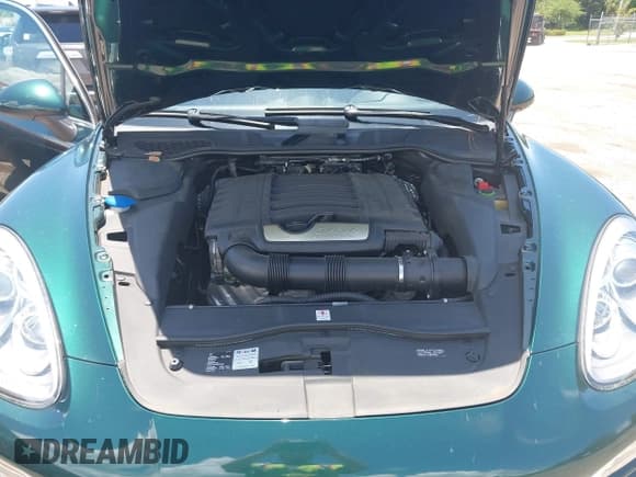 ✅ 2014 Porsche Cayenne • VIN: WP1AA2A21ELA06570 • Lot: 42473298. Wystawiony na IAAI z przebiegiem 61 421 mil. Bezpłatny archiwum sprzedaży aukcyjnych z USA i szczegółowy raport historii pojazdu na DreamBid. Zdjęcie 10.