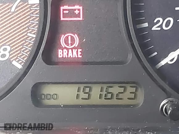 ✅ 2000 Mazda MX-5 Miata • VIN: JM1NB3531Y0143779 • Lot: 41460734. Listed on IAAI with 191,623 mi. Free auction sales archive from the USA and detailed vehicle history report at DreamBid. Image 15.