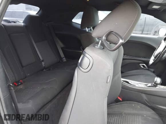 2016 Dodge Challenger SXT Plus с VIN 2C3CDZAG2GH263568, выставлен на аукционе IAAI как лот 43525111 с пробегом 230 564 миль миль и . История ставок и продаж доступна на DreamBid. Изображение 8.