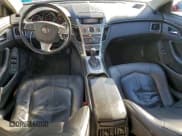 ✅ 2013 Cadillac CTS Luxury • VIN: 1G6DG5E55D0107231 • Lot: 95287955. Wystawiony na Copart z przebiegiem 170 530 mil. Bezpłatny archiwum sprzedaży aukcyjnych z USA i szczegółowy raport historii pojazdu na DreamBid. Zdjęcie 8.