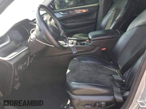 2022 Jeep Grand Cherokee Altitude with VIN 1C4RJGAG8N8616434, listed as a Copart auction lot 55284145 with 40,535 mi miles and Salvage title. Bid and sale history available at DreamBid. Image 7.