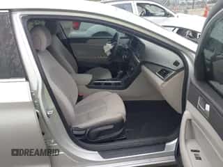 2015 Hyundai Sonata SE z VIN 5NPE24AF9FH222543, wystawiony jako IAAI lot #43351081 z przebiegiem 54 367 mil mil oraz . Historia ofert i sprzedaży dostępna na DreamBid. Obrazek 5.