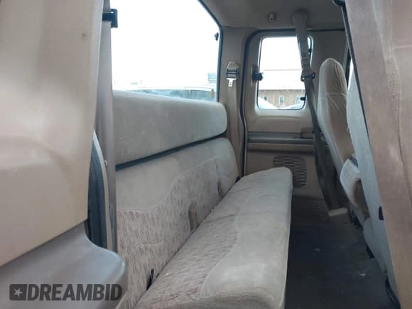 ✅ 1999 Ford F-250 XL • VIN: 1FTNX20FXXEB77573 • Lot: 41816997. Listed on IAAI with 387,625 mi. Free auction sales archive from the USA and detailed vehicle history report at DreamBid. Image 8.
