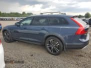 ✅ 2018 Volvo V90 • VIN: YV4102NK2J1022455 • Лот: 61338505. Опубликован ранее на Copart с пробегом 100 796 миль. Бесплатный доступ к архиву аукционных продаж из США и подробный отчёт об истории автомобиля на DreamBid. Изображение 2.