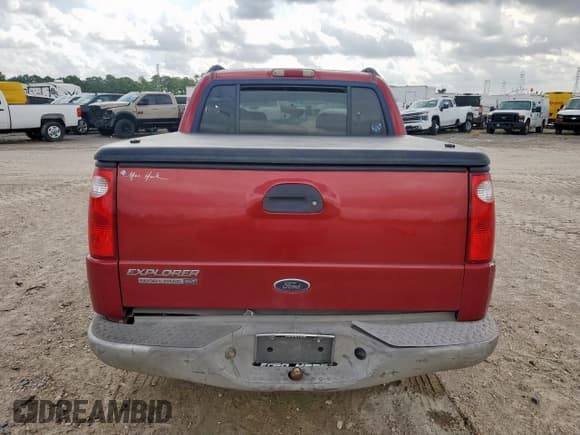 ✅ 2004 Ford Explorer Sport Trac XLS • VIN: 1FMZU67K44UB71320 • Lot: 69170325. Wystawiony na Copart z przebiegiem 129 676 mil. Bezpłatny archiwum sprzedaży aukcyjnych z USA i szczegółowy raport historii pojazdu na DreamBid. Zdjęcie 6.