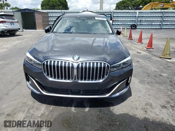 ✅ 2021 BMW 7 Series 750i xDrive • VIN: WBA7U2C06MCE57362 • Lot: 66734265. Listed on Copart with 62,482 mi. Free auction sales archive from the USA and detailed vehicle history report at DreamBid. Image 5.