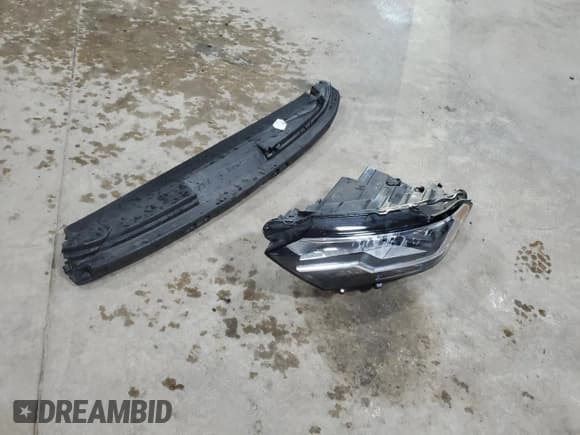 ✅ 2023 Volkswagen Jetta S • VIN: 3VW5M7BU7PM055942 • Lot: 89850445. Listed on Copart with 41,775 mi. Free auction sales archive from the USA and detailed vehicle history report at DreamBid. Image 12.