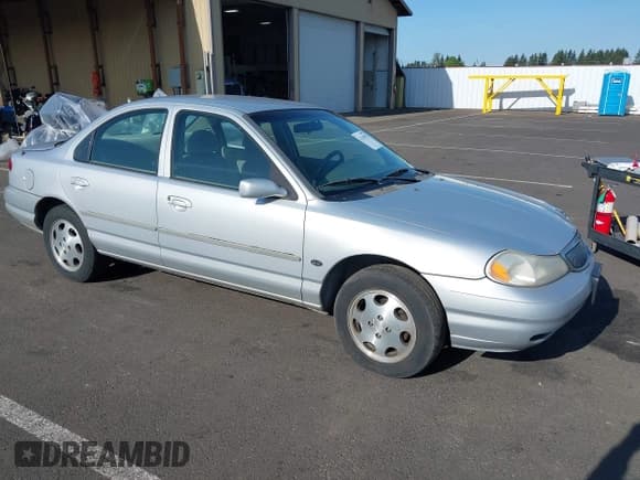 ✅ 2000 Mercury Mystique • VIN: 3MEFM6531YM604135 • Lot: 42148329. Listed on IAAI with 179,798 mi. Free auction sales archive from the USA and detailed vehicle history report at DreamBid. Image 1.