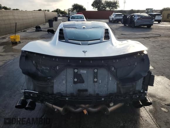 ✅ 2022 Chevrolet Corvette 2LT • VIN: 1G1YB2D47N5101352 • Lot: 86526105. Wystawiony na Copart z przebiegiem 28 442 mil. Bezpłatny archiwum sprzedaży aukcyjnych z USA i szczegółowy raport historii pojazdu na DreamBid. Zdjęcie 6.