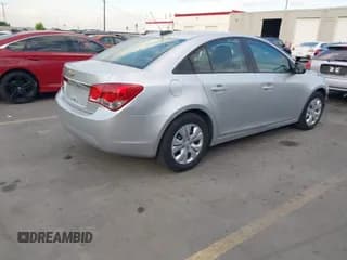 ✅ 2015 Chevrolet Cruze LS • VIN: 1G1PA5SG4F7172429 • Lot: 42623007. Listed on IAAI with 102,506 mi. Free auction sales archive from the USA and detailed vehicle history report at DreamBid. Image 4.