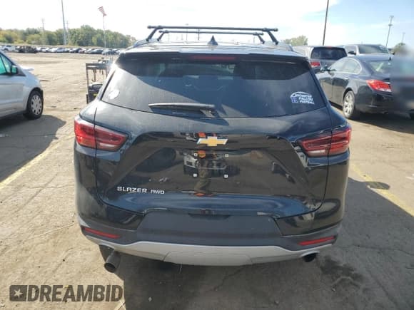 ✅ 2024 Chevrolet Blazer LT • VIN: 3GNKBJRS2RS175005 • Lot: 86256165. Listed on Copart with 8,692 mi. Free auction sales archive from the USA and detailed vehicle history report at DreamBid. Image 6.