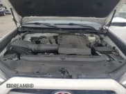 ✅ 2018 Toyota 4Runner SR5 • VIN: JTEBU5JR1J5576543 • Lot: 61233805. Listed on Copart with 161,107 mi. Free auction sales archive from the USA and detailed vehicle history report at DreamBid. Image 12.