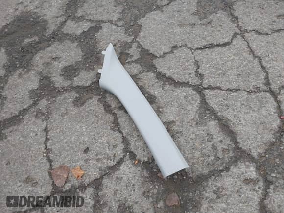 2019 Chevrolet Equinox LT with VIN 2GNAXVEX4K6267162, listed as a IAAI auction lot 43445786 with 73,104 mi miles and . Bid and sale history available at DreamBid. Image 12.