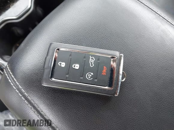 ✅ 2022 Jeep Grand Cherokee Limited • VIN: 1C4RJHBG1N8595107 • Lot: 42416656. Listed on IAAI with 33,574 mi. Free auction sales archive from the USA and detailed vehicle history report at DreamBid. Image 11.