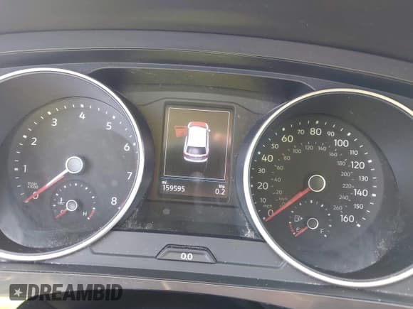 ✅ 2020 Volkswagen Tiguan SE • VIN: 3VV3B7AX5LM114428 • Lot: 43301772. Wystawiony na IAAI z przebiegiem 159 595 mil. Bezpłatny archiwum sprzedaży aukcyjnych z USA i szczegółowy raport historii pojazdu na DreamBid. Zdjęcie 7.