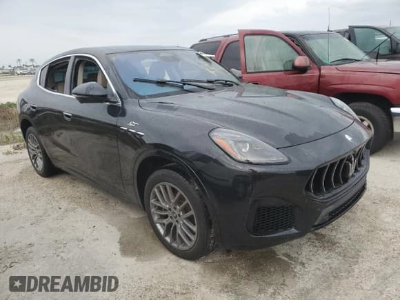 ✅ 2023 Maserati Grecale GT • VIN: ZN682AVA0P7416540 • Лот: 74938064. Опубликован ранее на Copart с пробегом 16 317 миль. Бесплатный доступ к архиву аукционных продаж из США и подробный отчёт об истории автомобиля на DreamBid. Изображение 4.