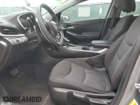 ✅ 2018 Chevrolet Volt LT • VIN: 1G1RC6S57JU127132 • Lot: 68713694. Wystawiony na Copart z przebiegiem 67 530 mil. Bezpłatny archiwum sprzedaży aukcyjnych z USA i szczegółowy raport historii pojazdu na DreamBid. Zdjęcie 7.