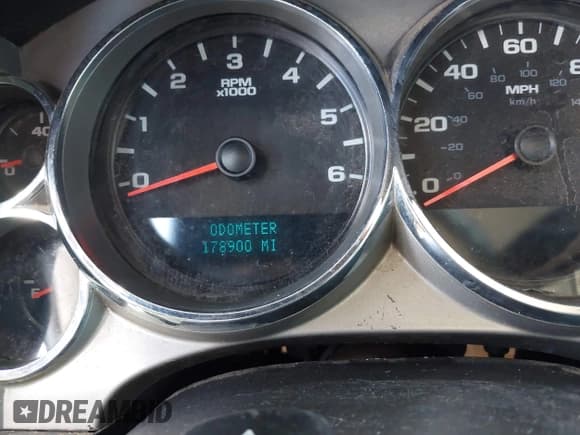 ✅ 2014 Chevrolet Silverado 2500HD LT • VIN: 1GC1KXCG9EF189560 • Lot: 42597641. Listed on IAAI with 178,900 mi. Free auction sales archive from the USA and detailed vehicle history report at DreamBid. Image 7.