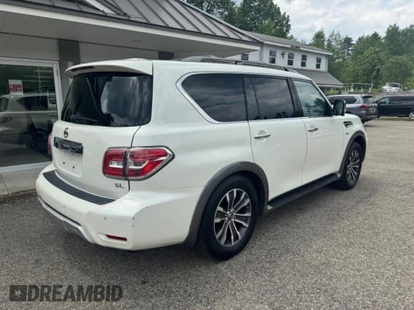 ✅ 2017 Nissan Armada Platinum • VIN: JN8AY2NCXH9510086 • Лот: 60894275. Опубликован ранее на Copart с пробегом 148 062 миль. Бесплатный доступ к архиву аукционных продаж из США и подробный отчёт об истории автомобиля на DreamBid. Изображение 4.