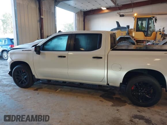 ✅ 2023 Chevrolet Silverado 1500 RST • VIN: 1GCUDEED3PZ204330 • Lot: 43409246. Listed on IAAI with 34,592 mi. Free auction sales archive from the USA and detailed vehicle history report at DreamBid. Image 14.