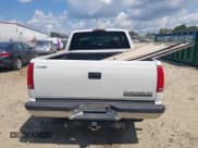 ✅ 1998 Chevrolet Silverado 1500 • VIN: 1GCEK19R1WR103438 • Lot: 43219836. Listed on IAAI with 98,590 mi. Free auction sales archive from the USA and detailed vehicle history report at DreamBid. Image 16.