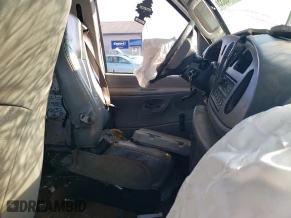 ✅ 2006 Ford Econoline Cargo • VIN: 1FTNS24WX6HB16813 • Лот: 46445835. Опубликован ранее на Copart с пробегом 443 183 миль. Бесплатный доступ к архиву аукционных продаж из США и подробный отчёт об истории автомобиля на DreamBid. Изображение 7.