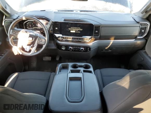 ✅ 2022 GMC Sierra 1500 SLE • VIN: 3GTUUBED1NG623689 • Лот: 67125815. Опубликован ранее на Copart с пробегом 22 962 миль. Бесплатный доступ к архиву аукционных продаж из США и подробный отчёт об истории автомобиля на DreamBid. Изображение 8.