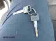 1996 Ford Explorer Eddie Bauer z VIN 1FMCU22X1TUB42311, wystawiony jako IAAI lot #42252430 z przebiegiem 161 434 mil mil oraz . Historia ofert i sprzedaży dostępna na DreamBid. Obrazek 11.