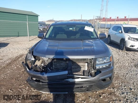 ✅ 2018 Volkswagen Atlas S • VIN: 1V2AP2CA1JC598419 • Lot: 43695668. Listed on IAAI with 77,828 mi. Free auction sales archive from the USA and detailed vehicle history report at DreamBid. Image 13.