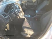 ✅ 2017 Chevrolet Traverse LT • VIN: 1GNKRGKD1HJ155127 • Лот: 91131105. Опубликован ранее на Copart с пробегом 141 643 миль. Бесплатный доступ к архиву аукционных продаж из США и подробный отчёт об истории автомобиля на DreamBid. Изображение 7.