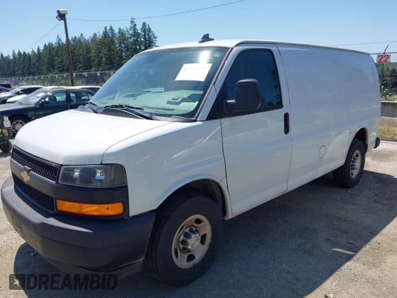 ✅ 2020 Chevrolet Express Cargo • VIN: 1GCWGAFG1L1160788 • Lot: 42772328. Listed on IAAI with 115,254 mi. Free auction sales archive from the USA and detailed vehicle history report at DreamBid. Image 2.