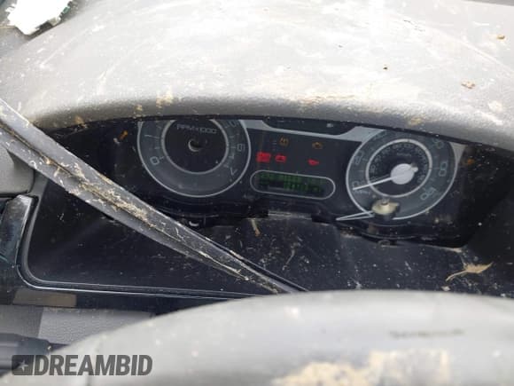 ✅ 2008 Mercury Sable • VIN: 1MEHM40W68G608061 • Lot: 42273917. Wystawiony na IAAI z przebiegiem 121 126 mil. Bezpłatny archiwum sprzedaży aukcyjnych z USA i szczegółowy raport historii pojazdu na DreamBid. Zdjęcie 7.