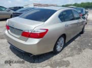 ✅ 2015 Honda Accord EX-L • VIN: 1HGCR2F84FA182270 • Lot: 42480541. Wystawiony na IAAI z przebiegiem 228 081 mil. Bezpłatny archiwum sprzedaży aukcyjnych z USA i szczegółowy raport historii pojazdu na DreamBid. Zdjęcie 4.