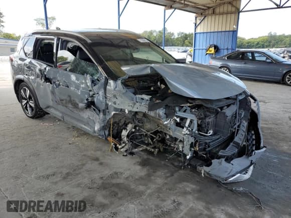 ✅ 2023 Nissan Rogue Platinum • VIN: JN8BT3DD7PW308888 • Lot: 71350615. Wystawiony na Copart z przebiegiem 77 990 mil. Bezpłatny archiwum sprzedaży aukcyjnych z USA i szczegółowy raport historii pojazdu na DreamBid. Zdjęcie 4.