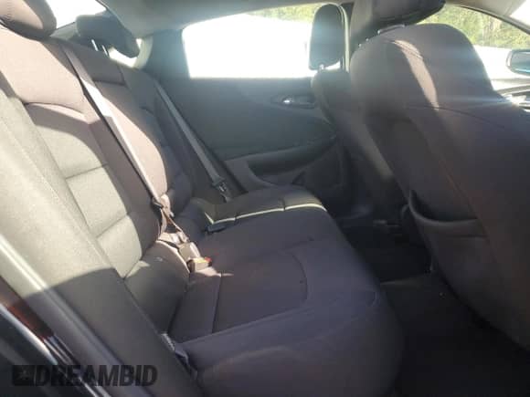 2021 Chevrolet Malibu LT z VIN 1G1ZD5ST5MF030106, wystawiony jako Copart lot #82781775 z przebiegiem 175 065 mil mil oraz Czysty tytuł • Clean title. Historia ofert i sprzedaży dostępna na DreamBid. Obrazek 10.